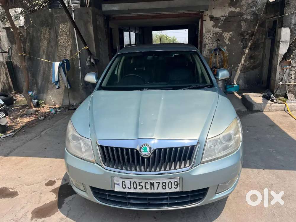 Skoda Laura 2011 Petrol Well Maintained