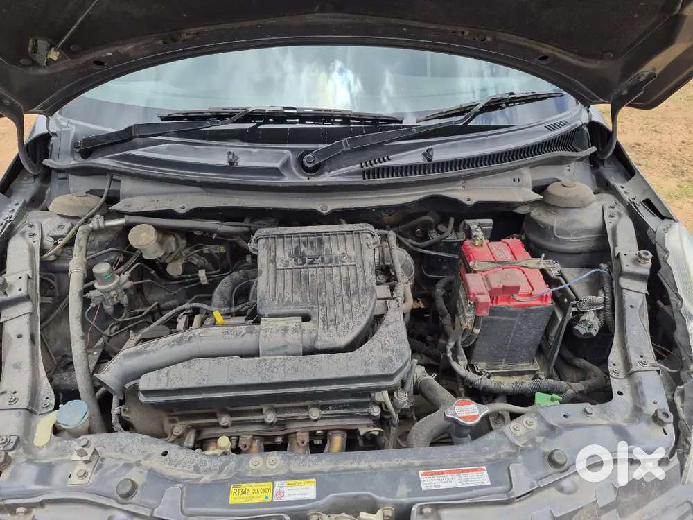 Maruti Suzuki Swift Lxi 2015