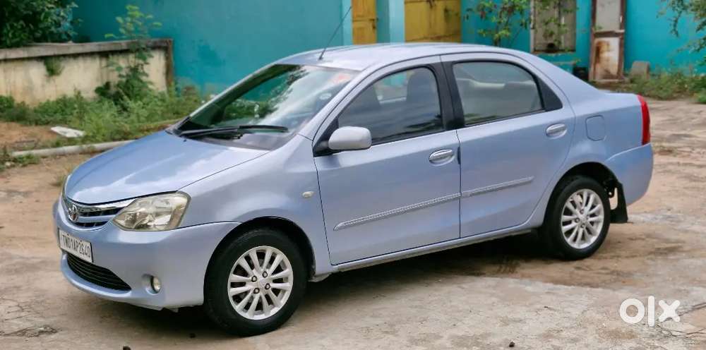 Toyota Etios 2011 Petrol 106000 Km Driven