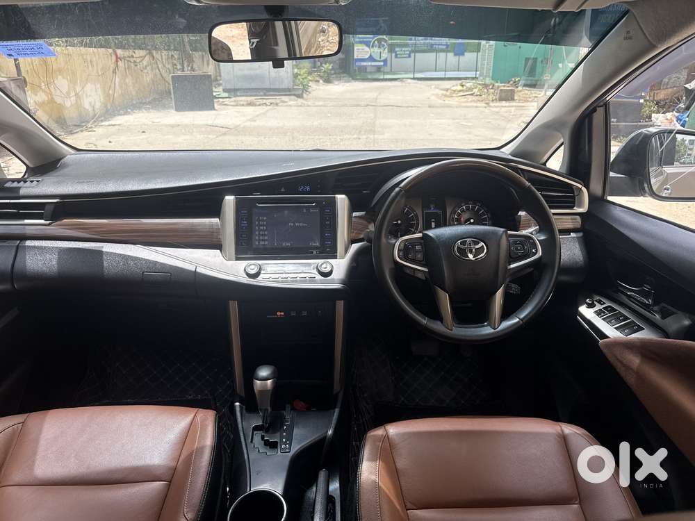 Toyota Innova Crysta [2020-ongoing] 2.7 Zx At 7 Str, 2016, Petrol