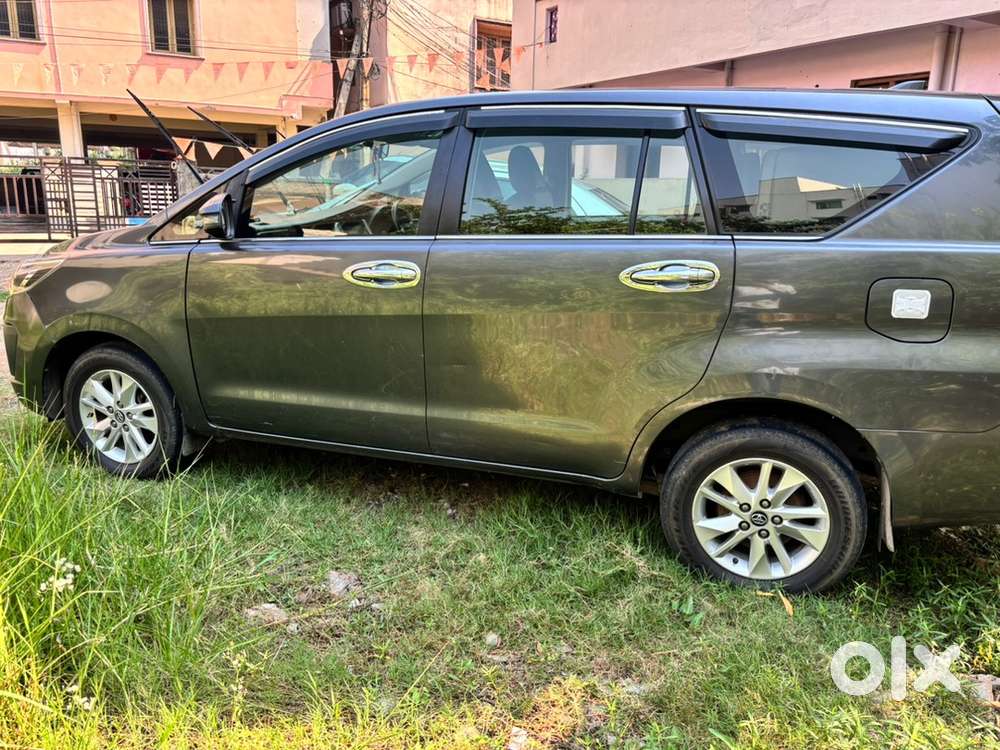 Toyota Innova Crysta 2019 Diesel Well Maintained