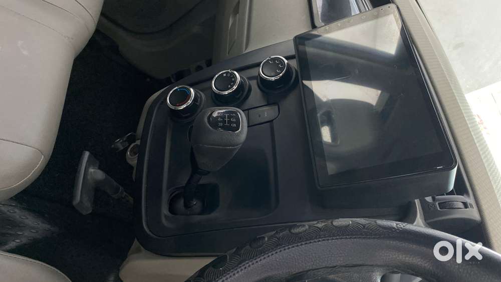 Mahindra Kuv 100 2016-2017 Mfalcon G80 K2, 2016, Petrol