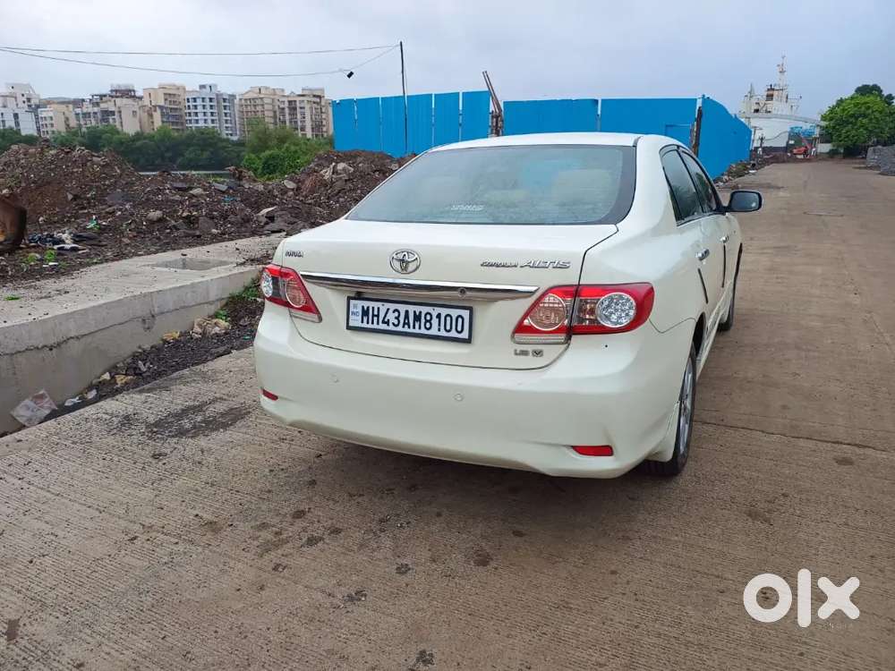 Toyota Corolla Altis 2012 Second Owner