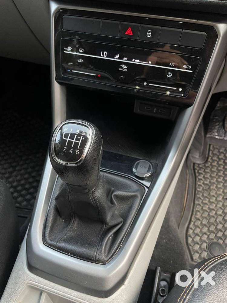 Skoda Kushaq 1.0 Tsi Ambition, 2022, Petrol