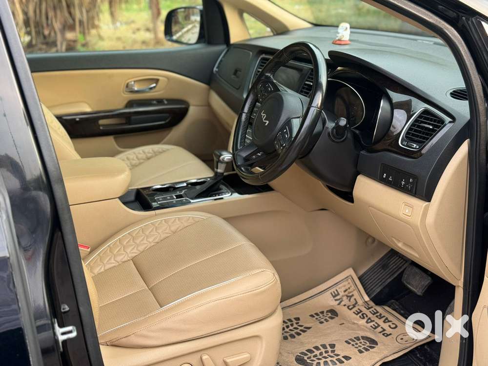 Kia Carnival Limousine Plus 7 Str, 2022, Petrol