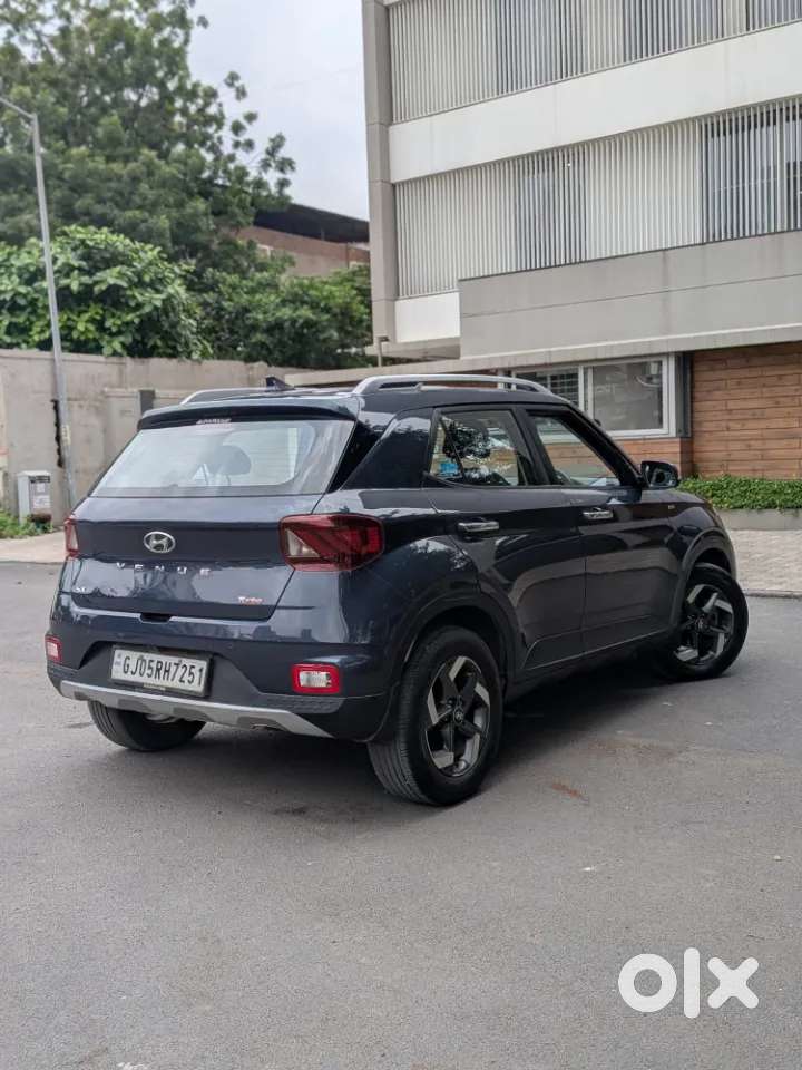 Hyundai Venue Sx Plus Turbo Dct, 2019, Petrol
