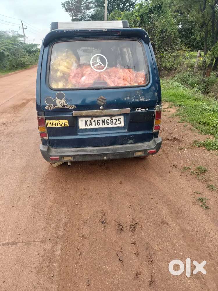 Maruti Suzuki Omni 0.8 2011