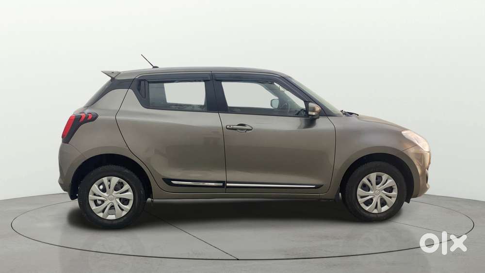 Maruti Suzuki Swift Amt Vxi, 2020, Petrol