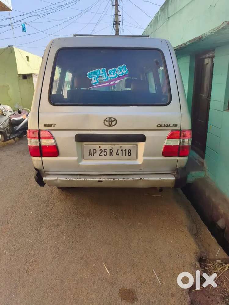 Toyota Qualis 2003 Diesel Good Condition Urgent Sale
