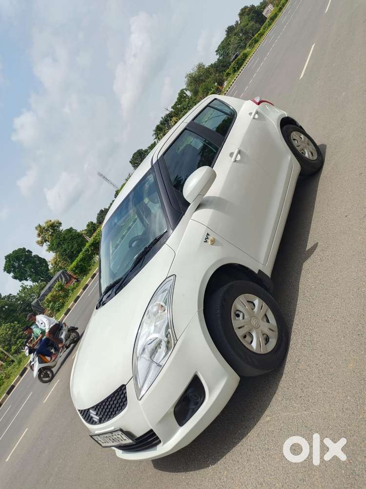 Maruti Suzuki Swift Lxi, 2014, Cng & Hybrids