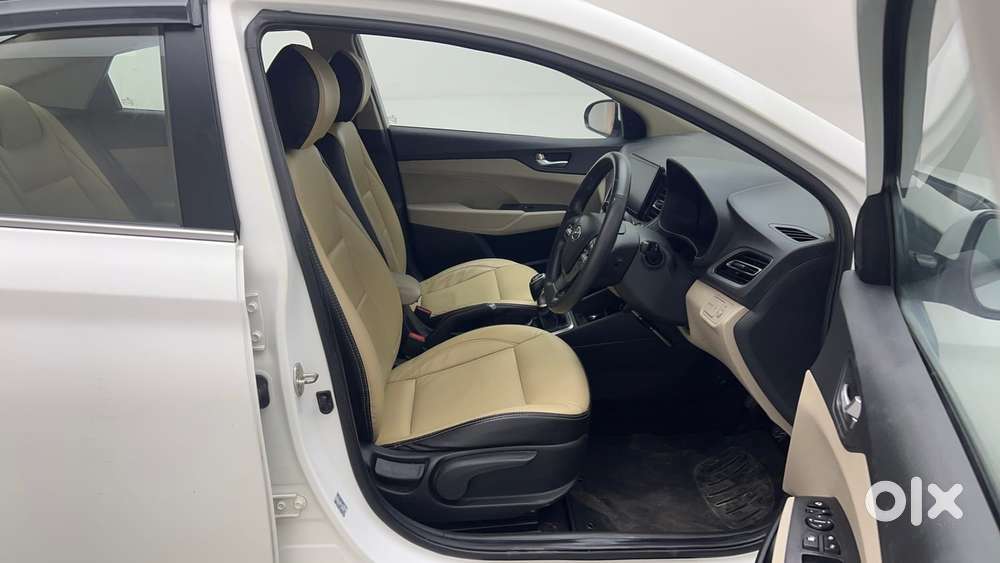 Hyundai Verna 1.5 Sx Ivt, 2021, Petrol