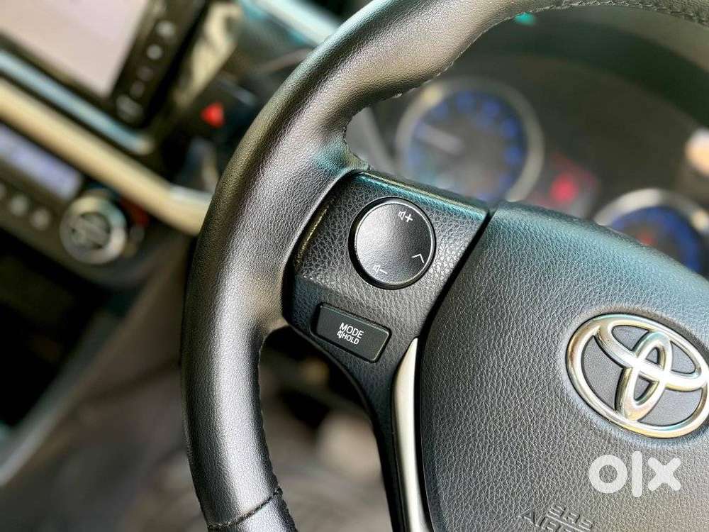 Toyota Corolla Altis 2013-2017 Vl At, 2015, Petrol
