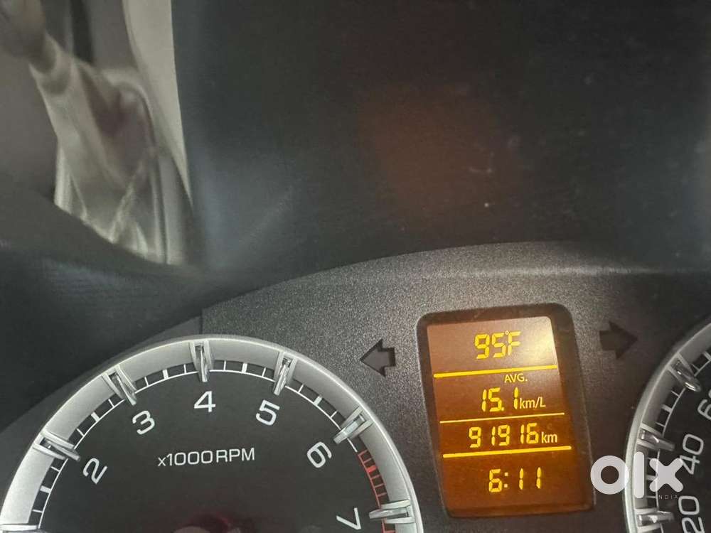 Maruti Suzuki Swift Dzire 2013 Petrol Well Maintained