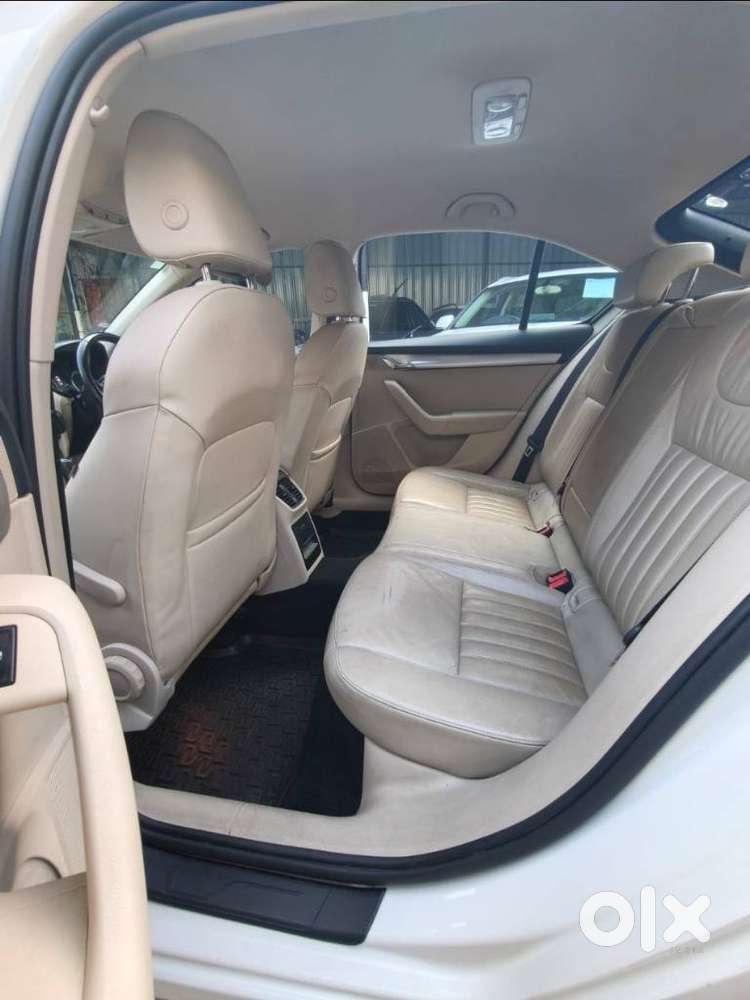 Skoda Octavia Style Plus 1.8 Tsi At, 2019, Petrol