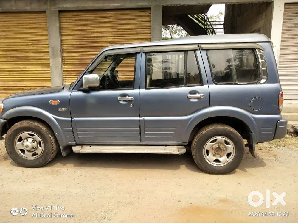 Mahindra Scorpio 2005