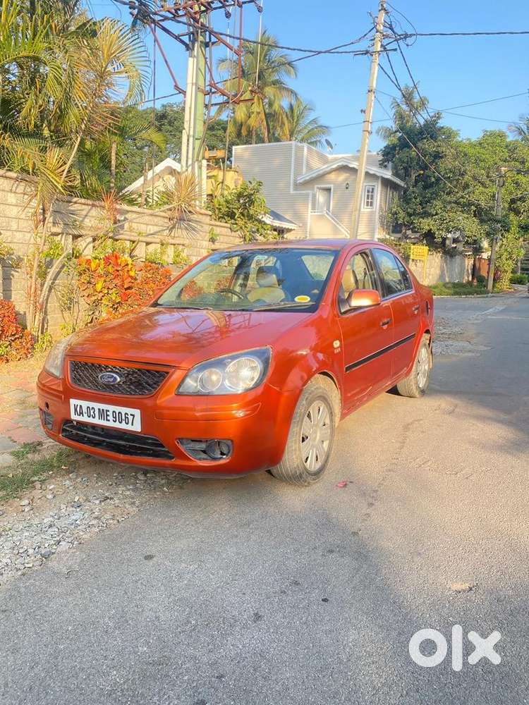 Ford Car Manual 2006