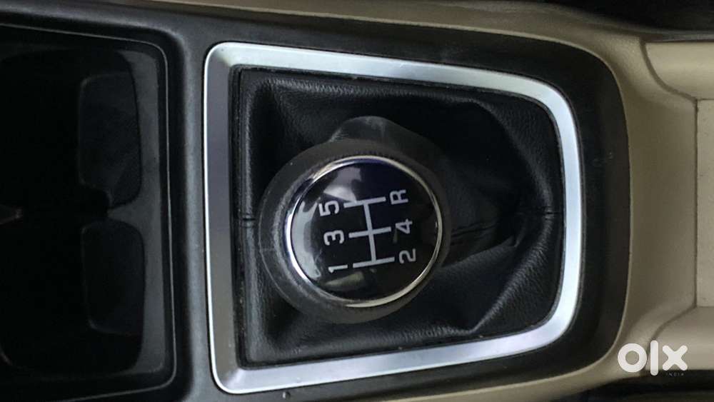 Maruti Suzuki Swift Dzire 1.2 Zxi Bsiv, 2017, Petrol