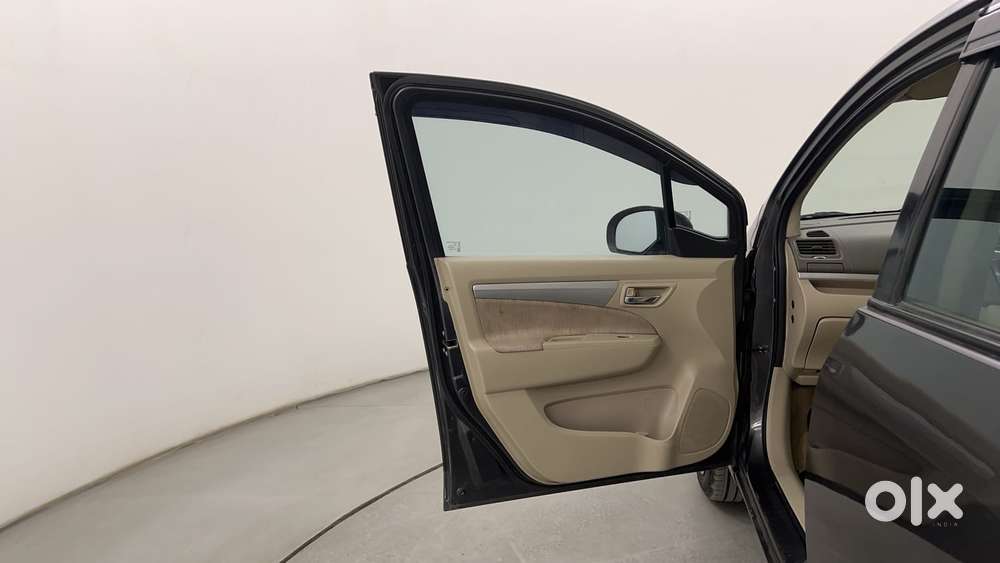 Maruti Suzuki Ertiga 1.5 Vxi, 2015, Petrol