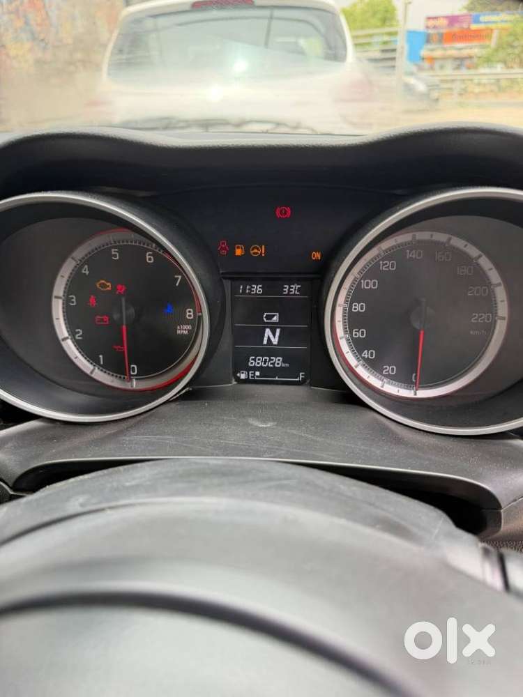 Maruti Suzuki Swift Amt Zxi, 2019, Petrol