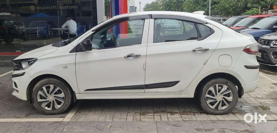 Tata Tigor Xe, 2021, Petrol