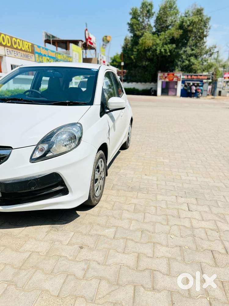 Honda Brio S Mt, 2013, Petrol