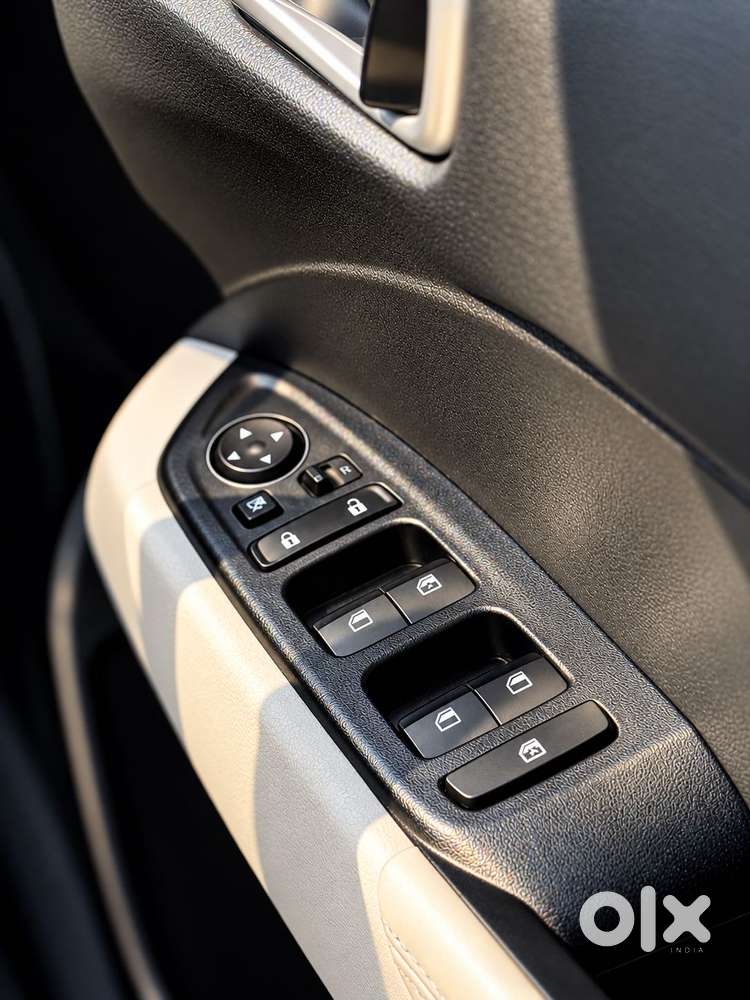 Hyundai Venue Sx (o) Mt 1.5 Diesel, 2023, Diesel