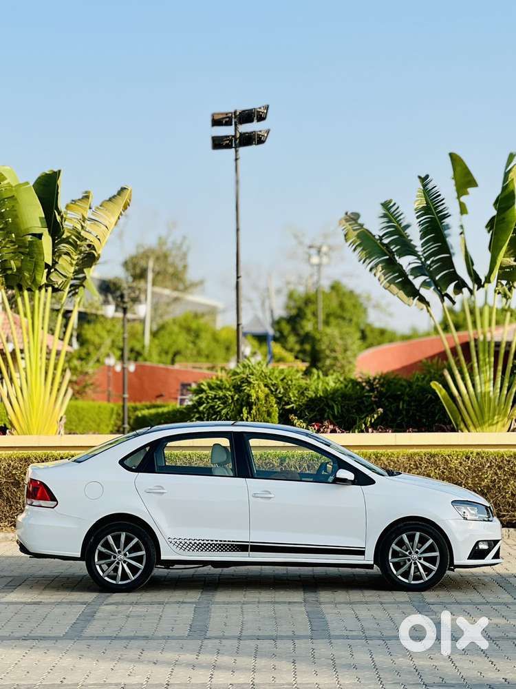 Volkswagen Vento 2010-2013 Petrol Highline At, 2019, Petrol