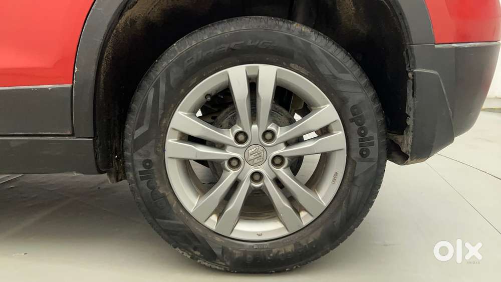 Maruti Suzuki Vitara Brezza Zdi+ Dual Tone Mt, 2016, Diesel