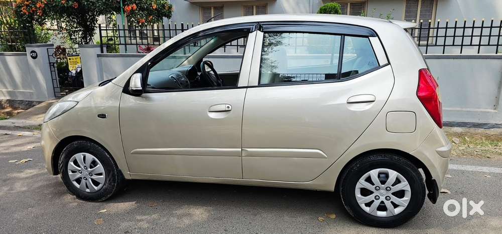 Hyundai I10 Sportz 2012