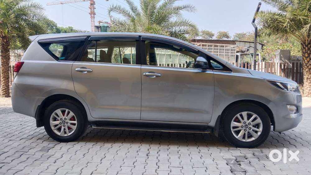 Toyota Innova Crysta 2.8 Gx At, 2019, Petrol
