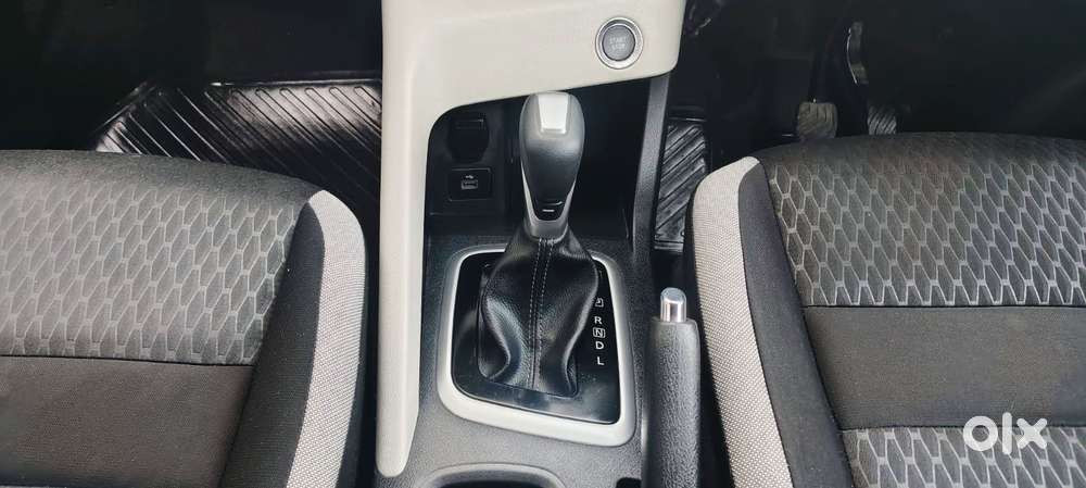 Nissan Magnite 1.0 Xv Turbo Cvt, 2022, Petrol