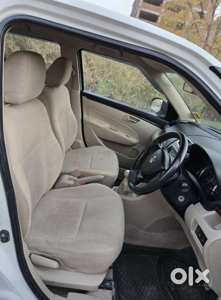 Maruti Suzuki Swift Dzire Vxi Optional, 2016, Petrol