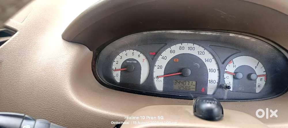 Mahindra Xylo 2010 Diesel 2nd Owner