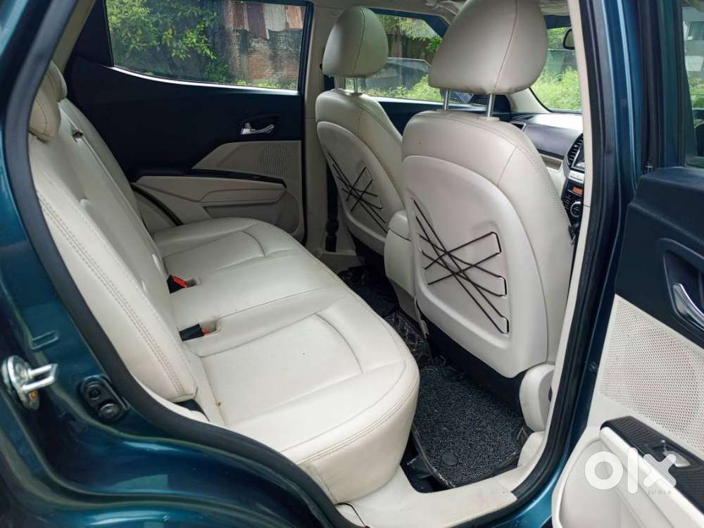 Mahindra Xuv300 W8 Option, 2022, Petrol