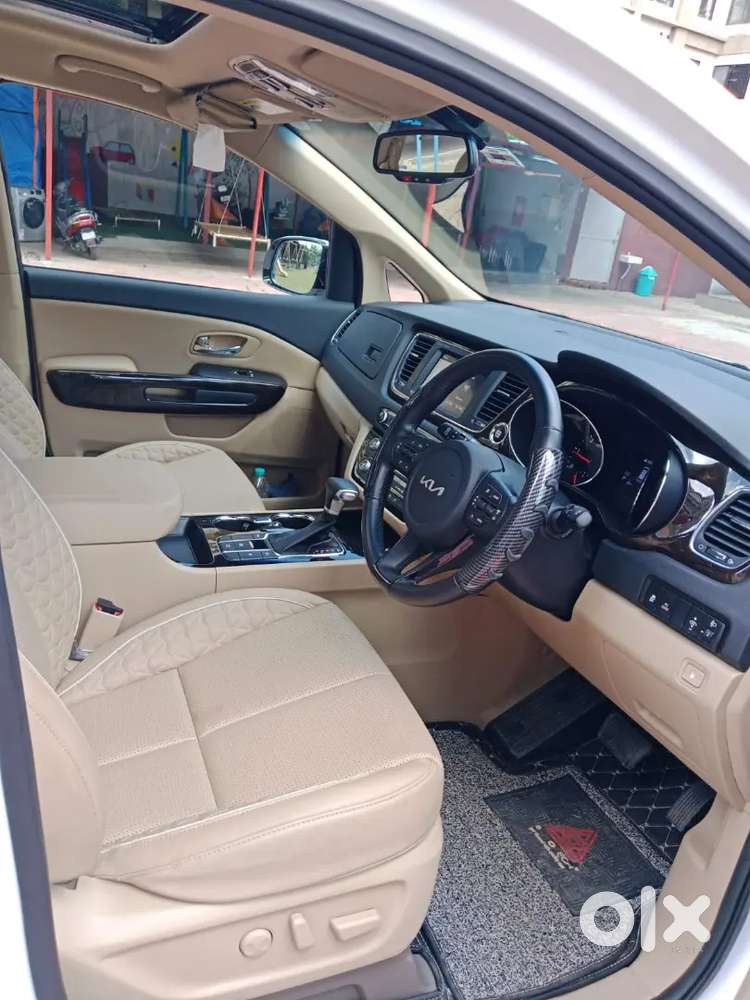 Kia Carnival Limousine 2023