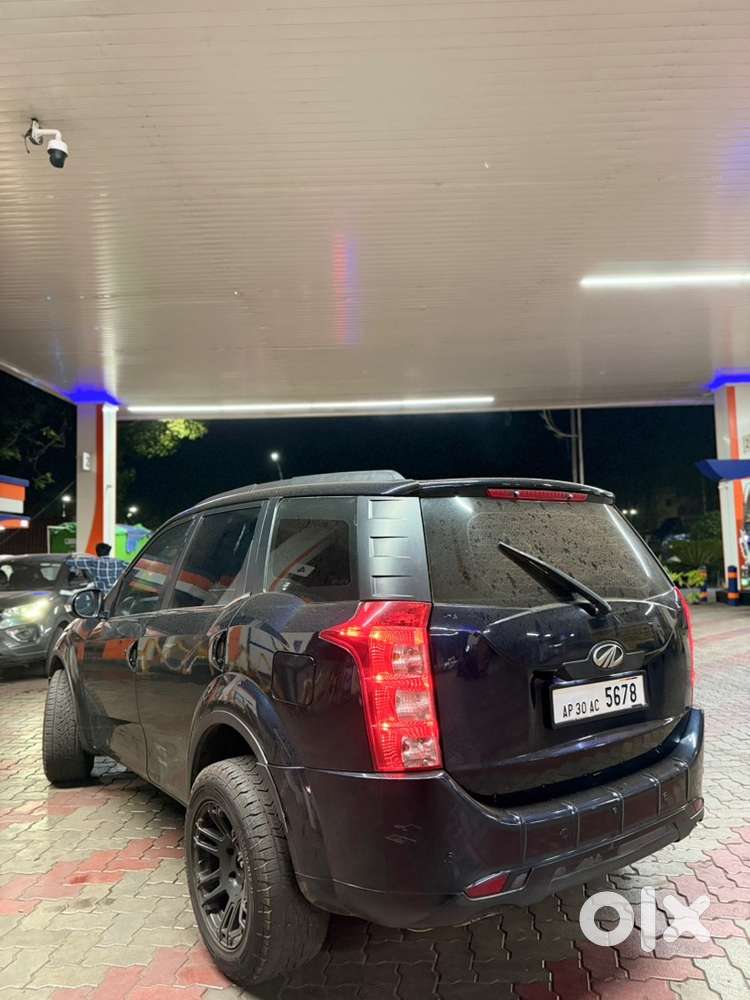 Mahindra Xuv500 2015