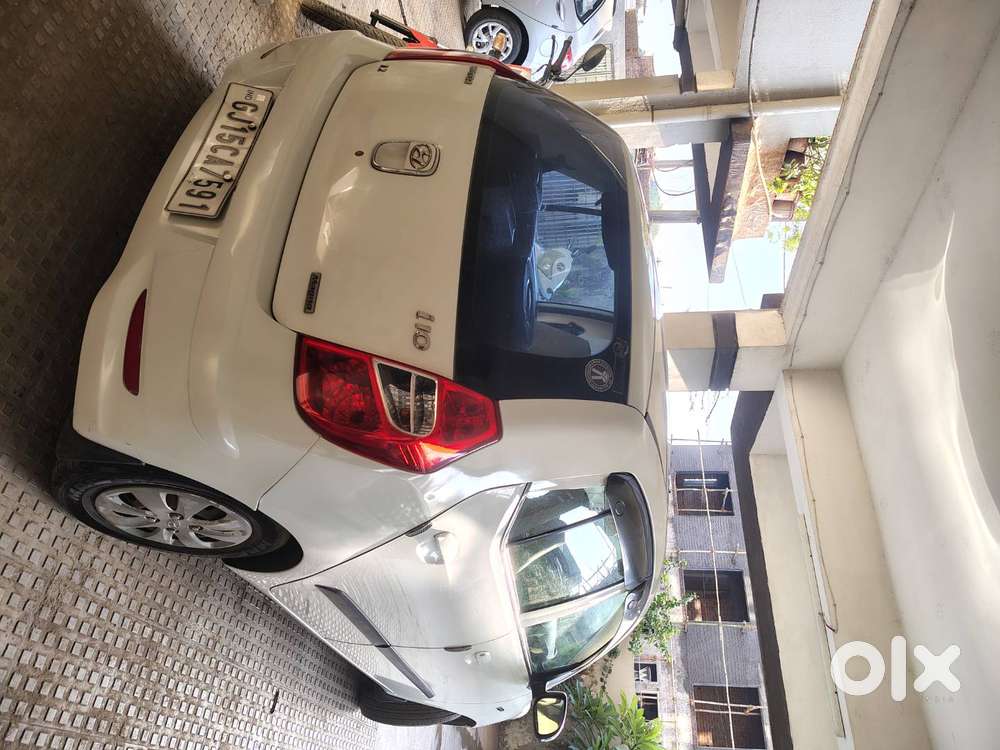 Hyundai I10 2012 Petrol &cng 24 To 26  Mileage Good Condition