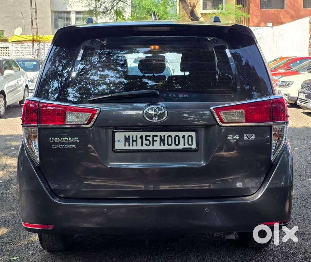 Toyota Innova Crysta 2.4 V, 2017, Diesel