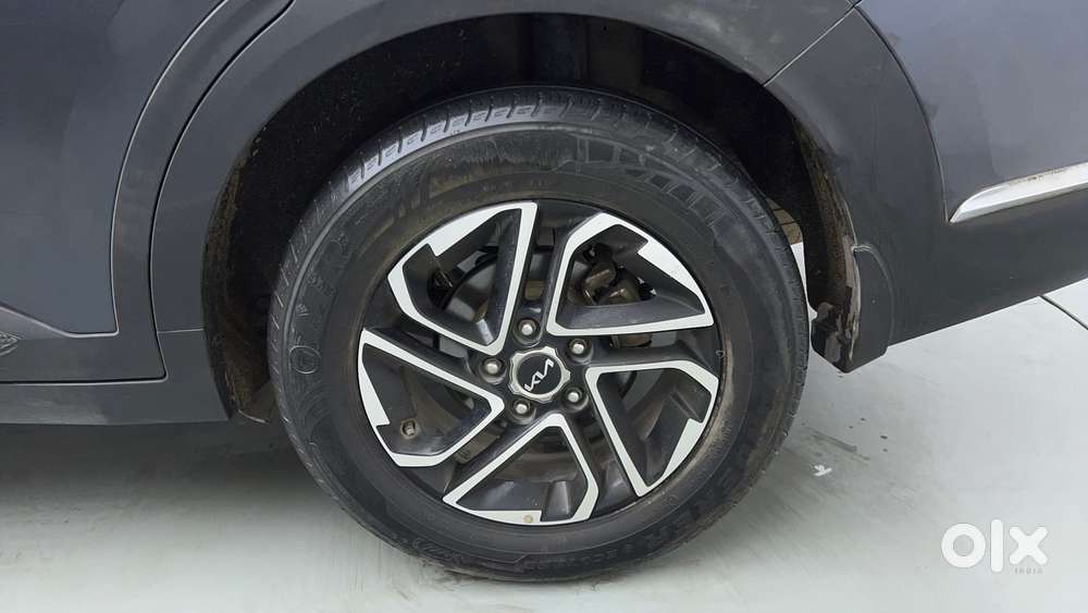 Kia Carens 1.4 Prestige Plus Turbo 7 Str, 2022, Petrol