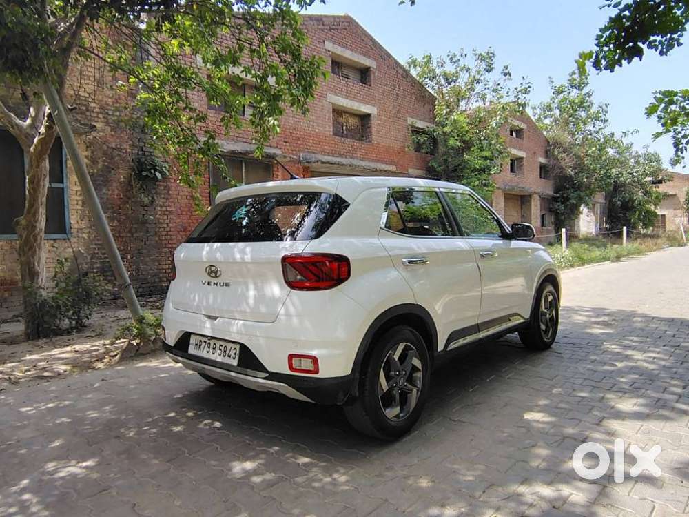 Hyundai Venue E, 2019, Cng & Hybrids