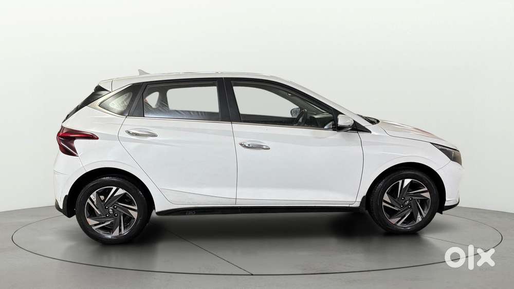 Hyundai New I20 1.2 Asta (o) Mt, 2022, Petrol
