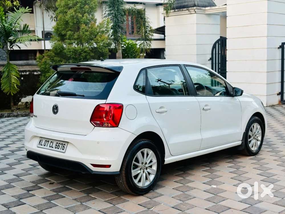 Volkswagen Polo Petrol Highline 1.2l, 2017, Petrol