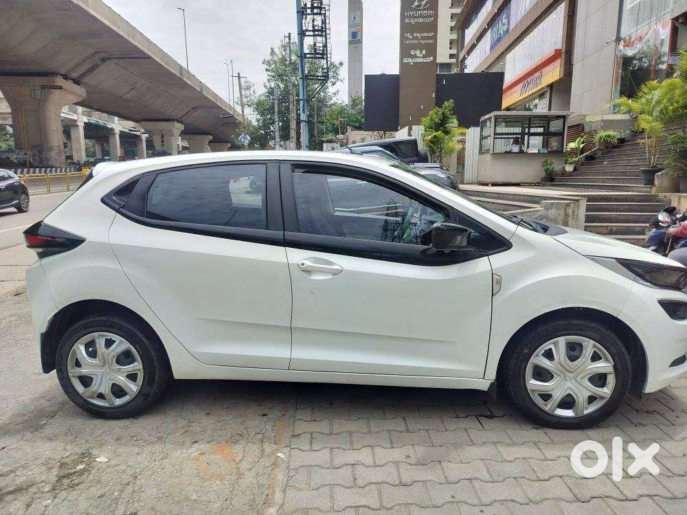 Tata Altroz 1.2 XM Plus, 2023, Petrol