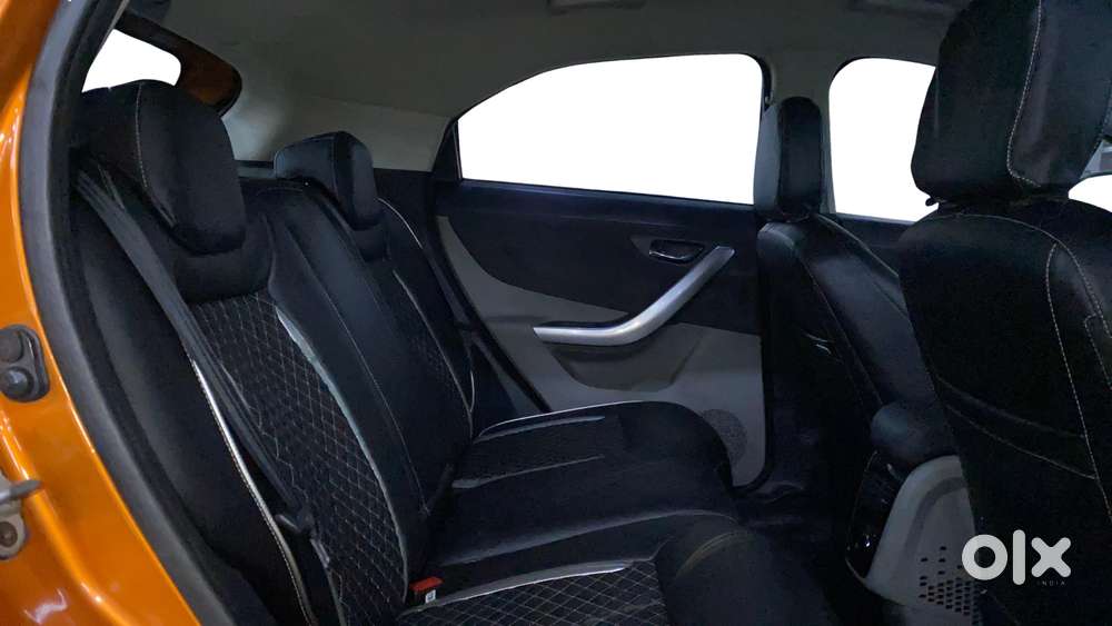 Tata Nexon 1.2 Revotron Xza Plus Dualtone, 2018, Petrol