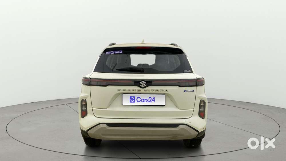 Maruti Suzuki Grand Vitara 1.5 Alpha Smart Hybrid At, 2022, Petrol