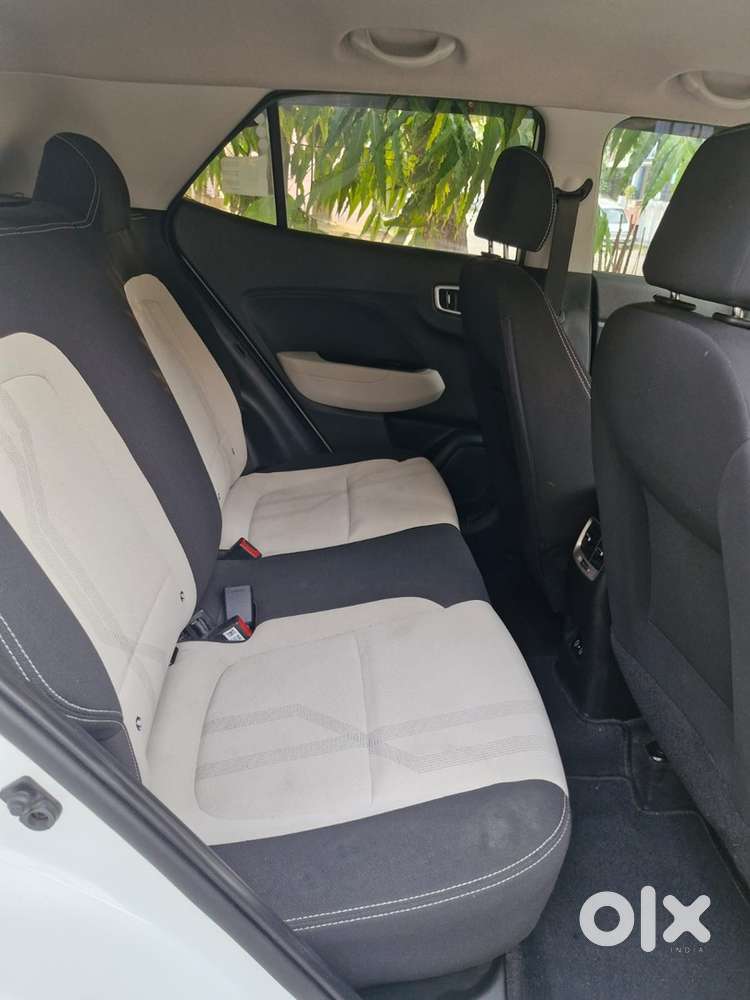 Hyundai Venue Petrol Automatic