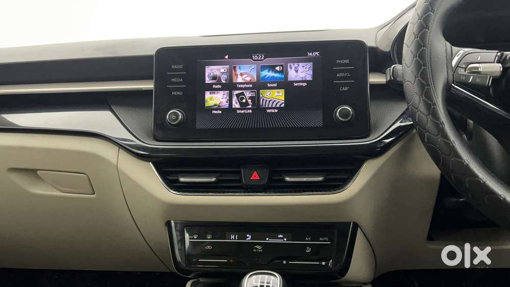 Skoda Slavia Ambition 1.0l Tsi Mt, 2023, Petrol