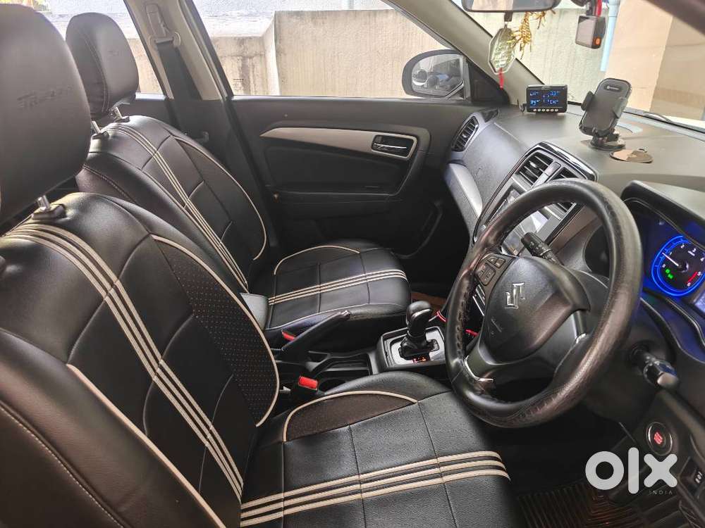 Maruti Brezza Zdi+ Amt 2018 White Top Model No Accident Fully Loaded