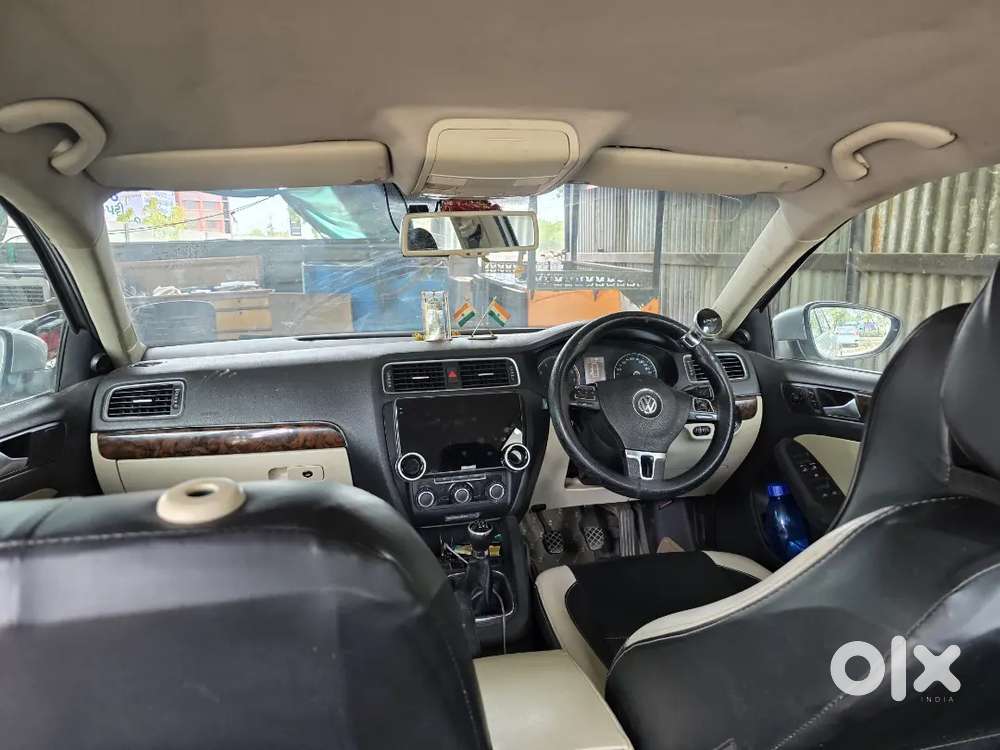 Volkswagen Jetta 2013 Petrol Well Maintained