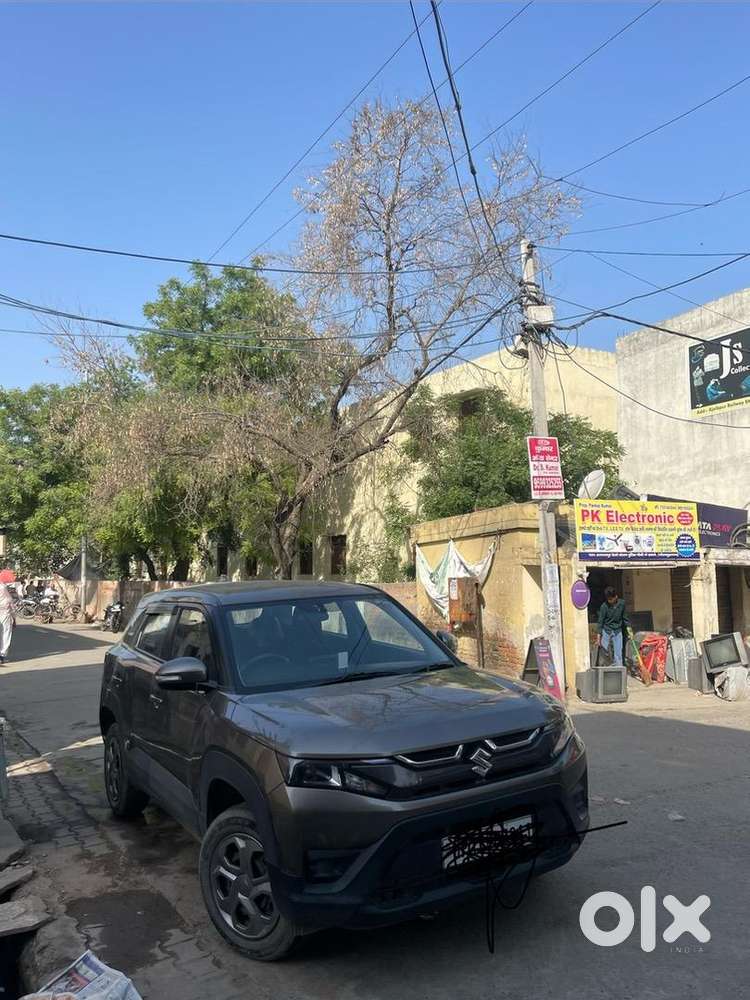 Maruti Suzuki Brezza 2023 Petrol 24000 Km Driven